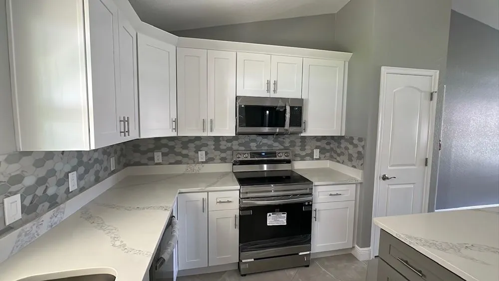 Affordable electrical repair experts serving ,  - Roberto' Flooring & Remodeling