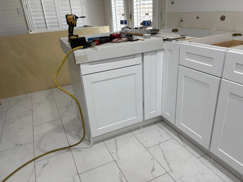 Slide of Robert’s electric services