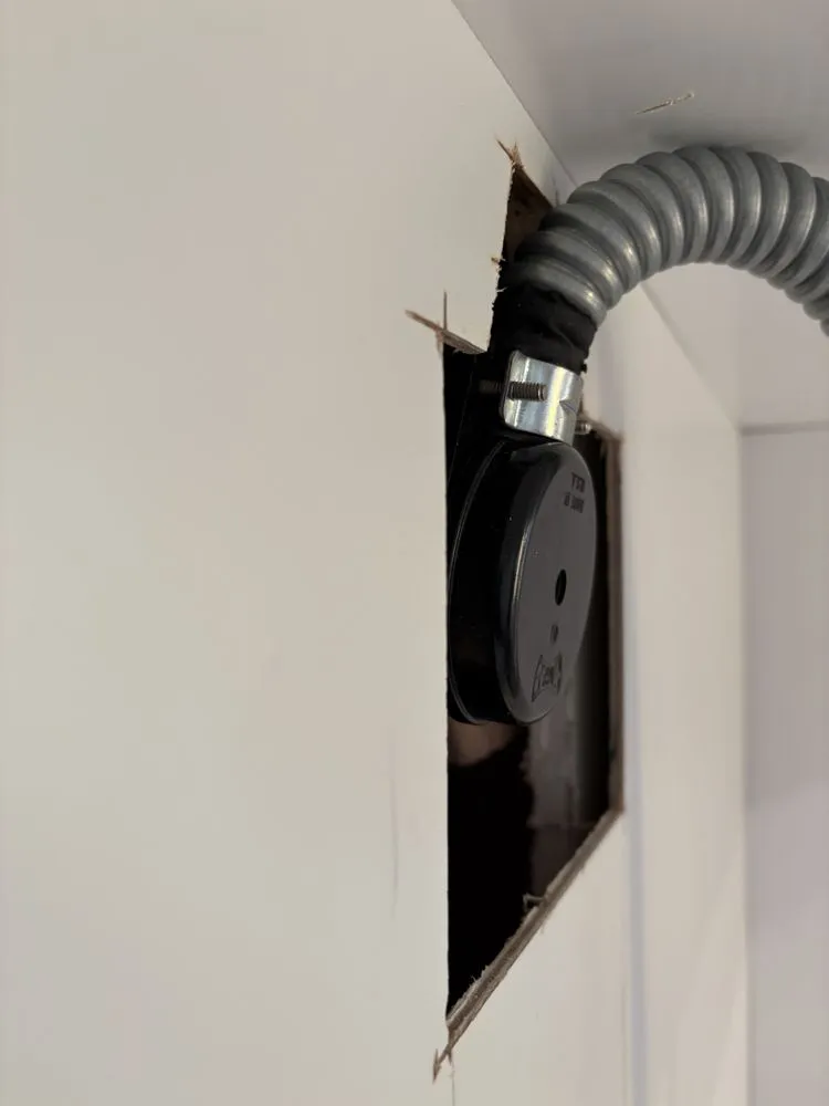 Slide of Robert’s electric services