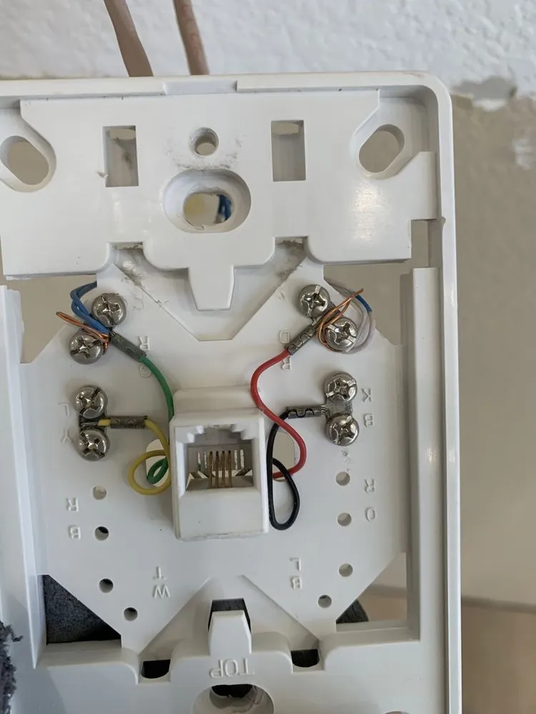 Slide of Robert’s electric services