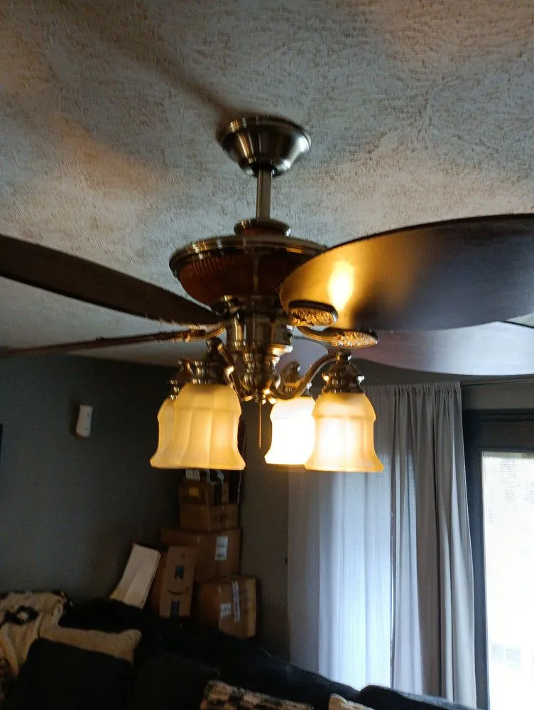 Expert electrician providing electrical repair in Newbern, TN - Robert's Electrical and HVAC Services