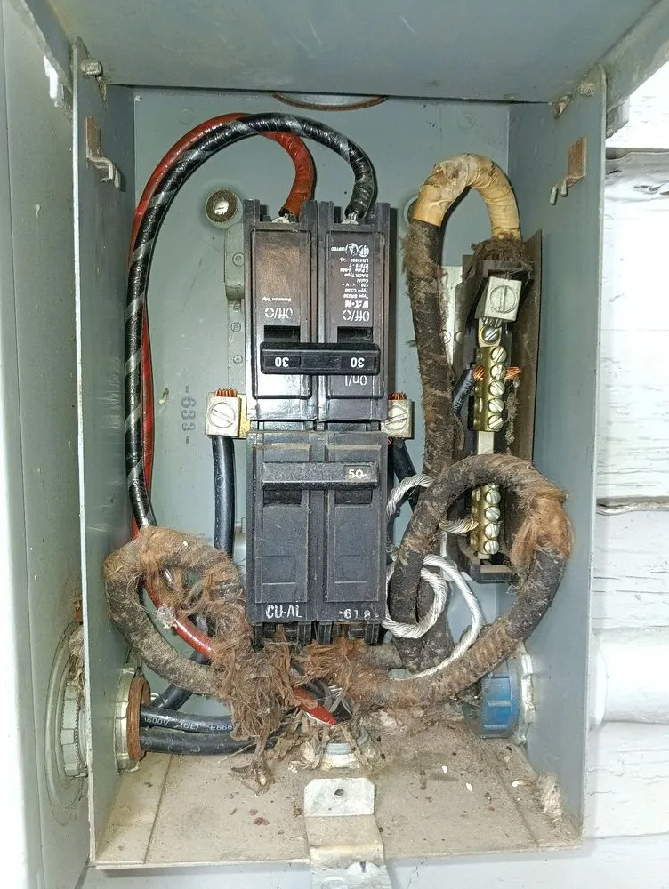 Expert wiring installation service in Newbern, TN - Robert's Electrical and HVAC Services