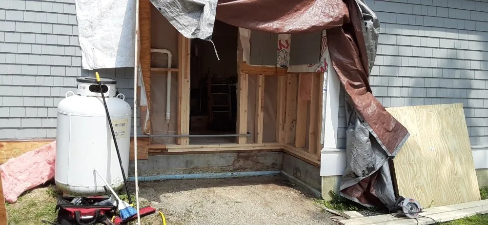 Slide of Robert's Handyman Services