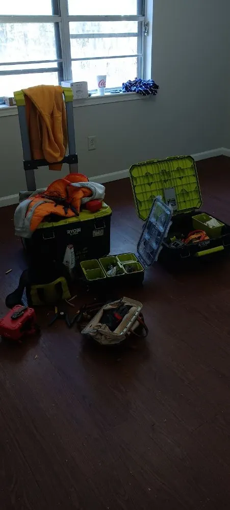 Slide of Robins Electrical