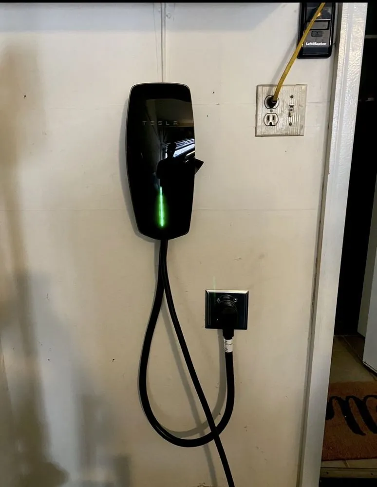 Licensed lighting installation service in ,  - Robinucci Electrical & Lighting