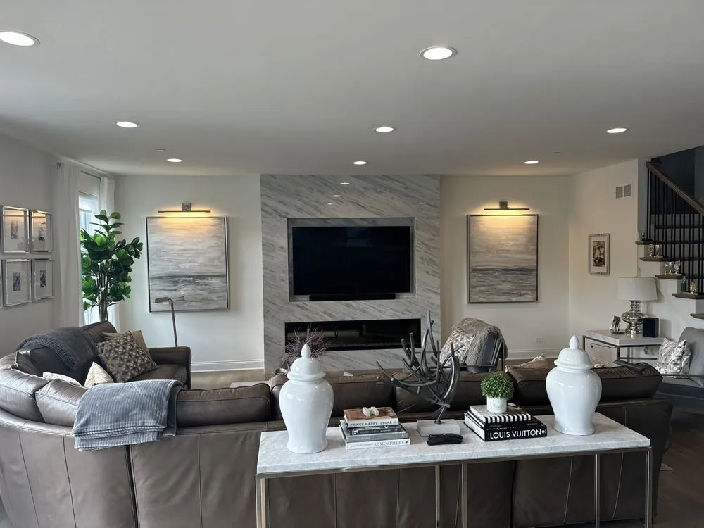 Slide of Robinucci Electrical & Lighting