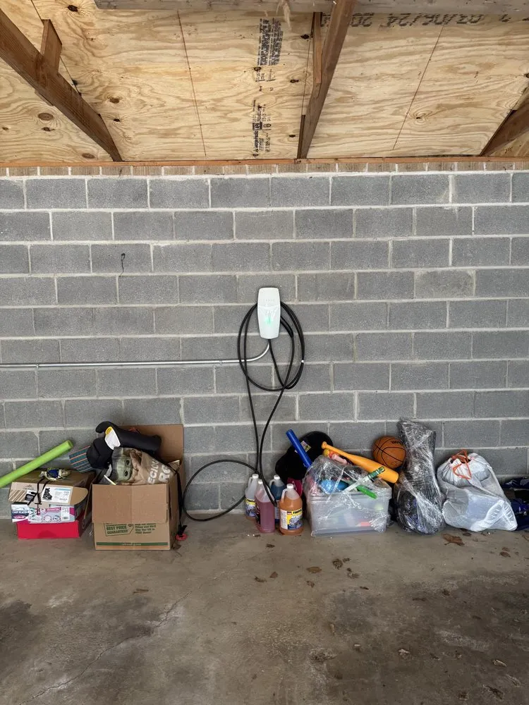 Slide of Robles Electric