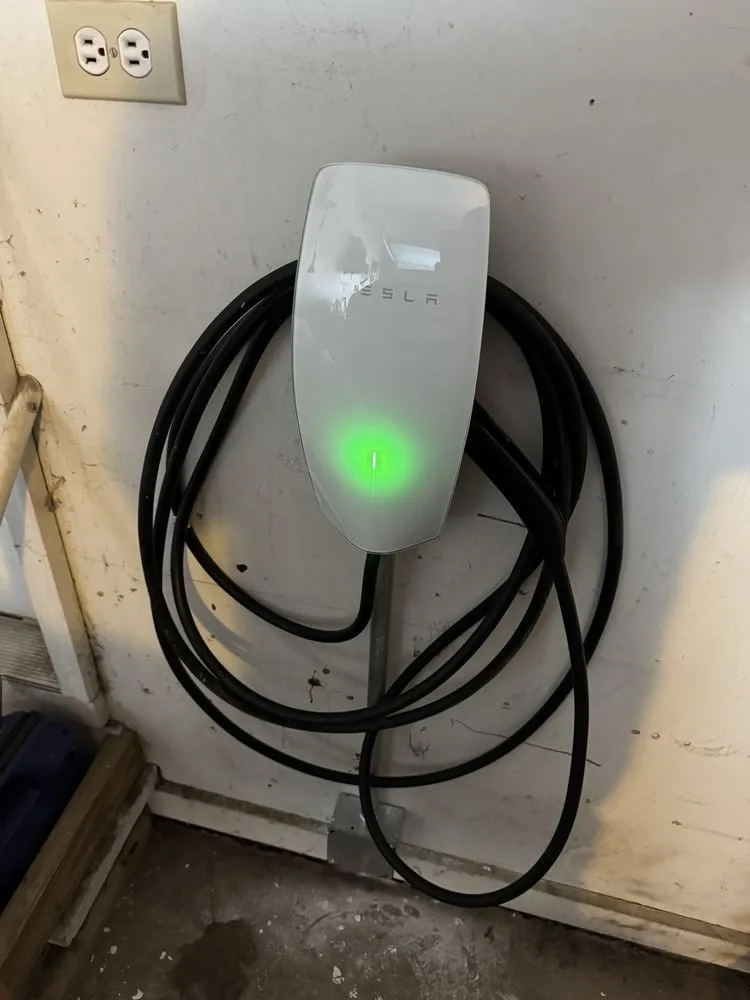 Slide of Robles Electric