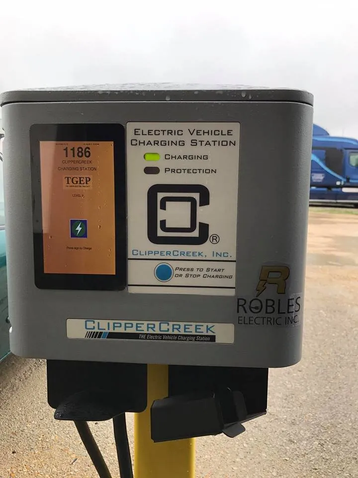 Slide of Robles Electric