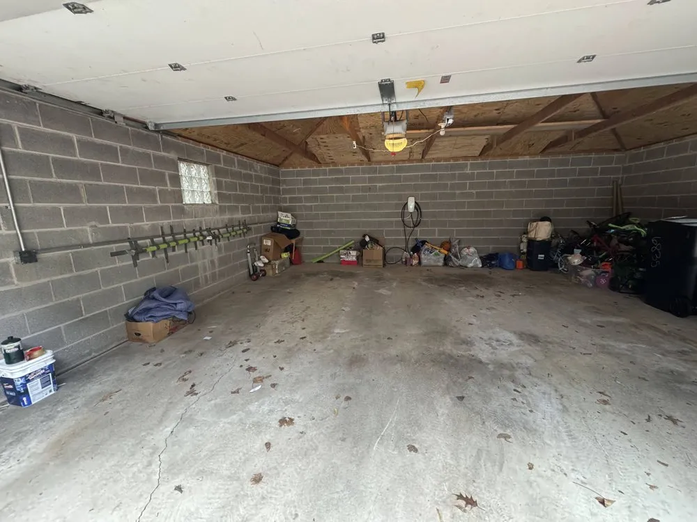 Slide of Robles Electric