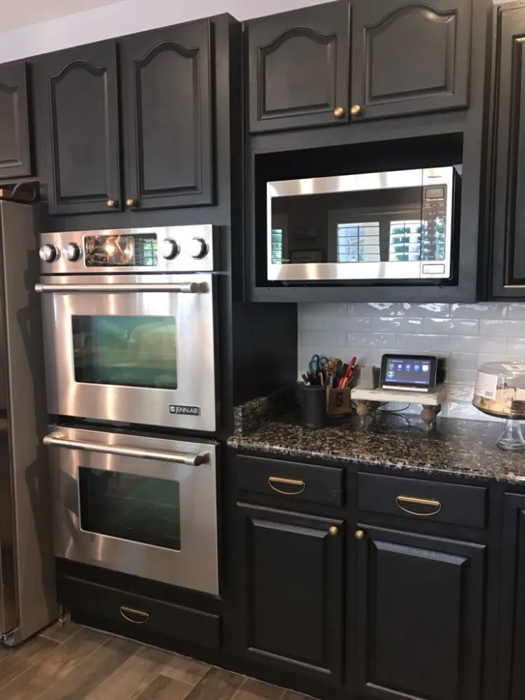 Slide of Rob's Electric & Handyman Services