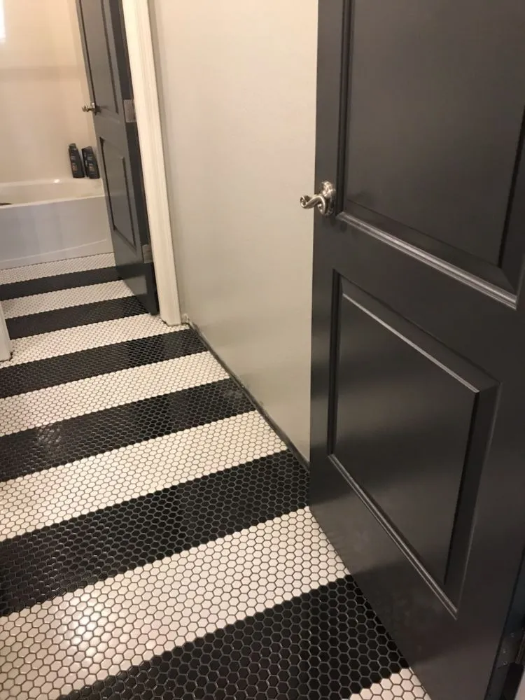 Slide of Rob's Electric & Handyman Services