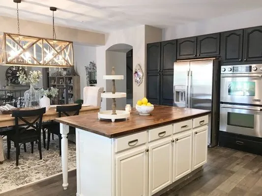 Rob's Electric & Handyman Services Logo