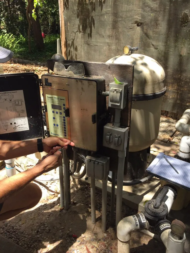 Slide of Rob's Electrical Services