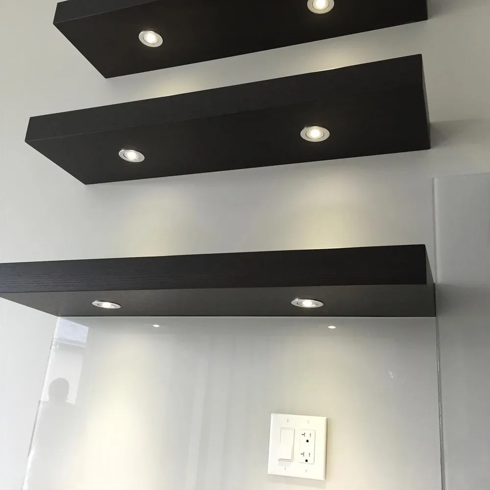 Slide of Robust Emergency Electrician