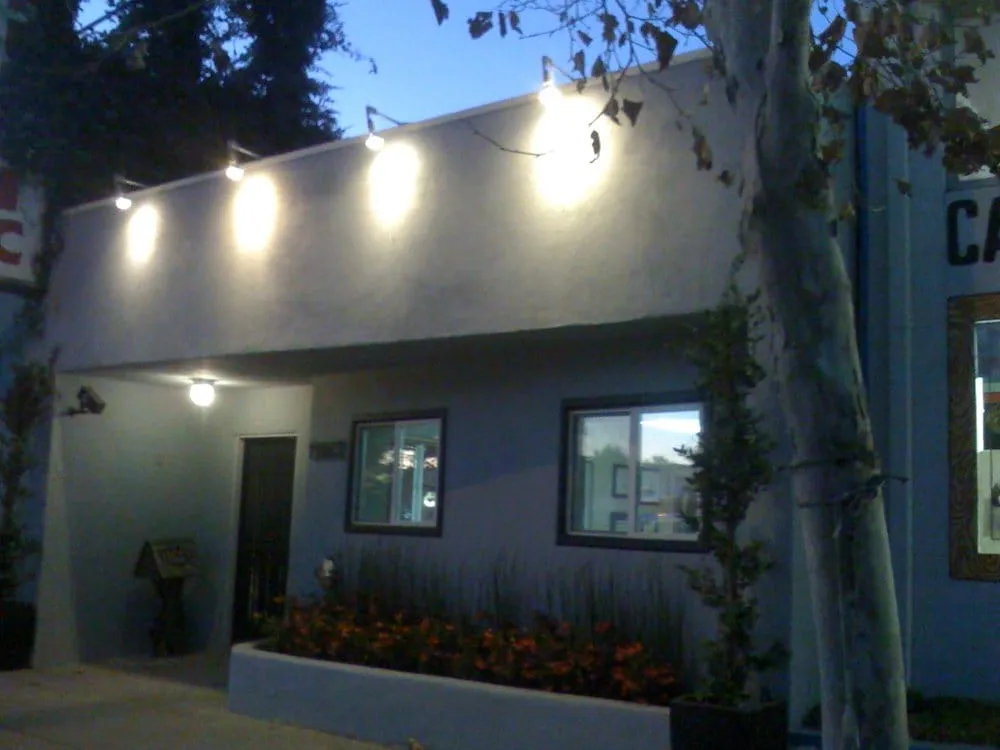 Affordable outlet and switch repair experts serving , - Rocco Construction