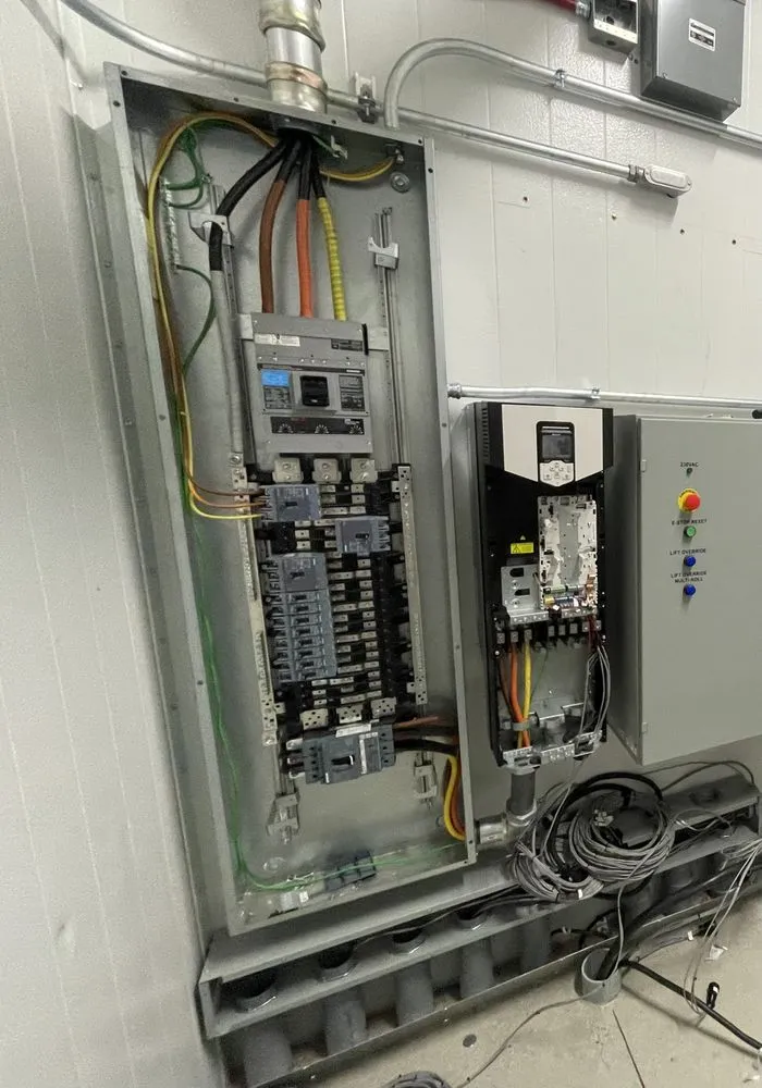 Slide of Rocha Electric