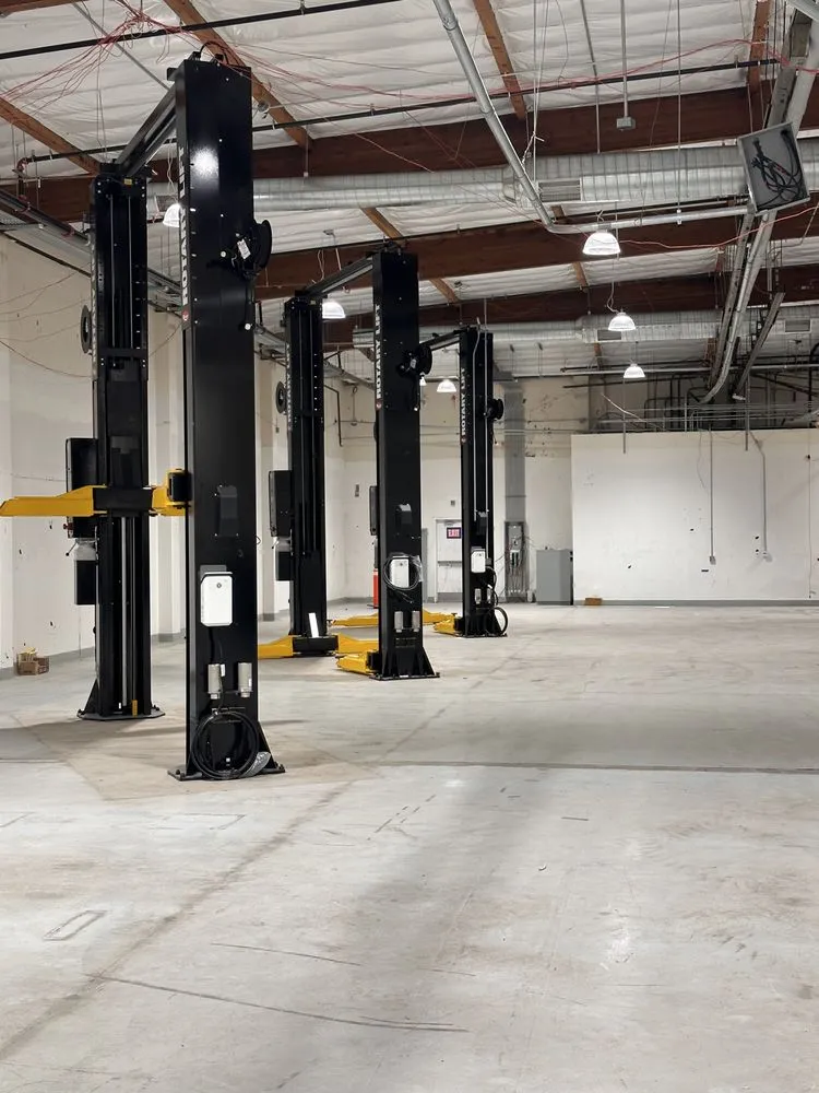 Slide of Rocha Electric