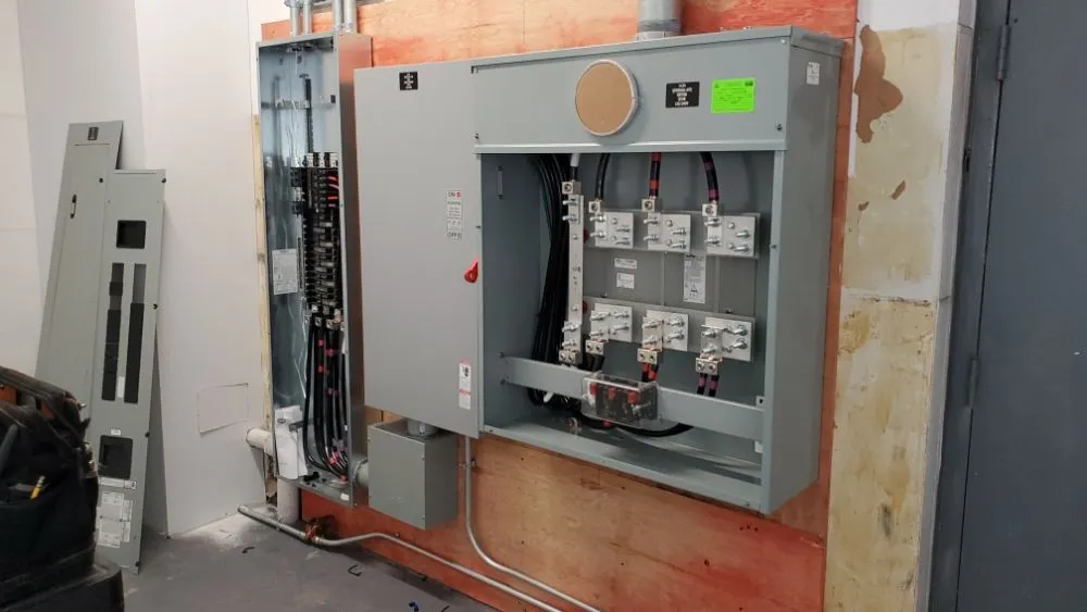 Slide of Rocha Electrical Systems