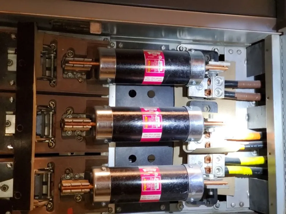 Slide of Rocha Electrical Systems