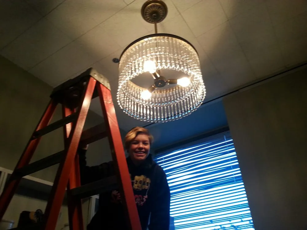 Slide of Rocha Electrical Systems