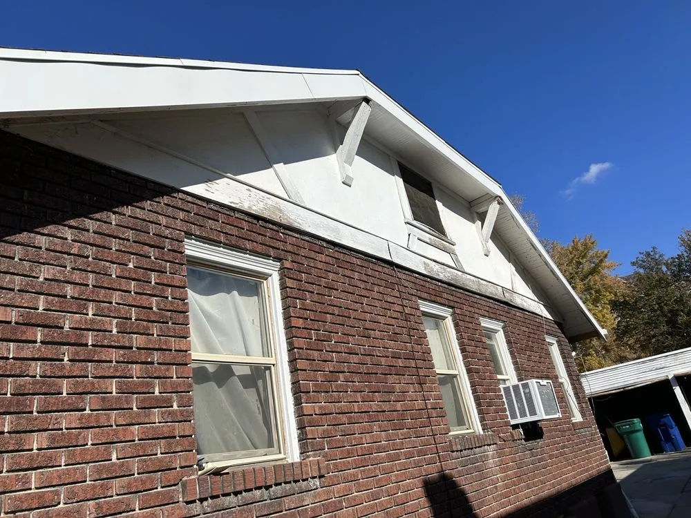 Reliable wiring installation service in ,  - Rockin & Rollin Handyman Services