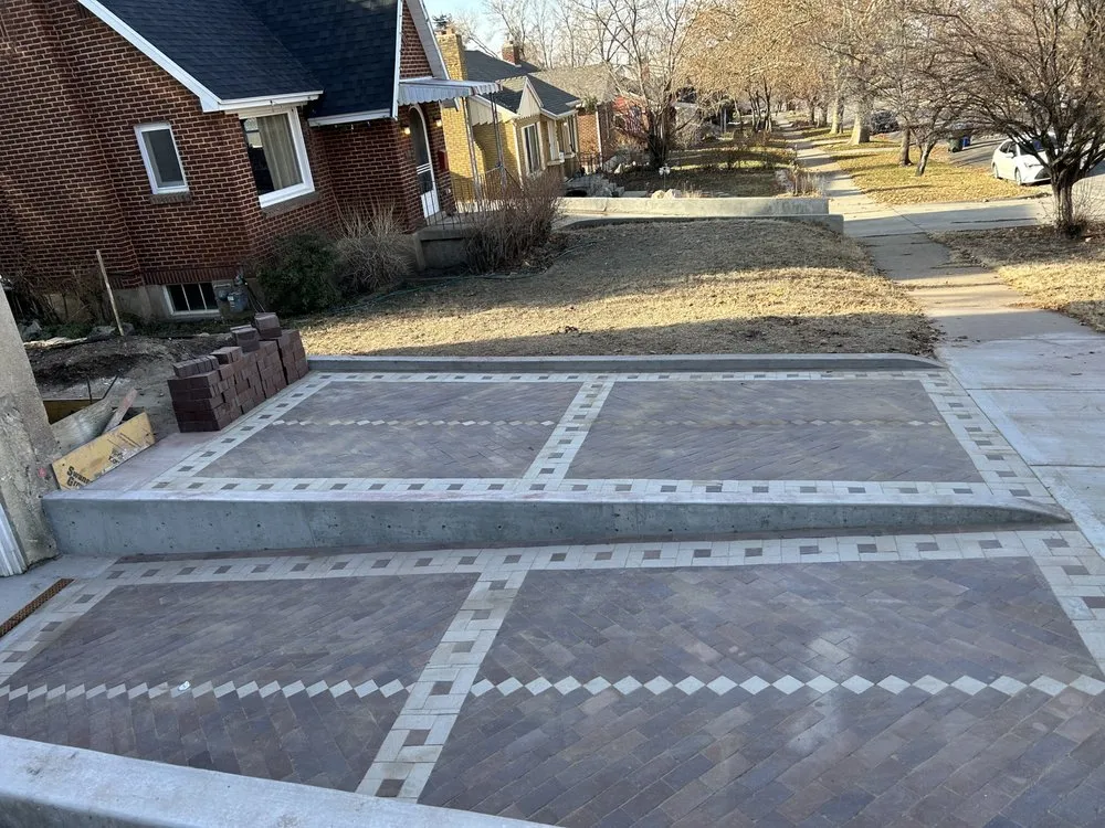 Certified electrical repair in ,  by Rockin & Rollin Handyman Services