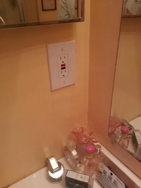 Slide of Rock’s Electric Garage Doors