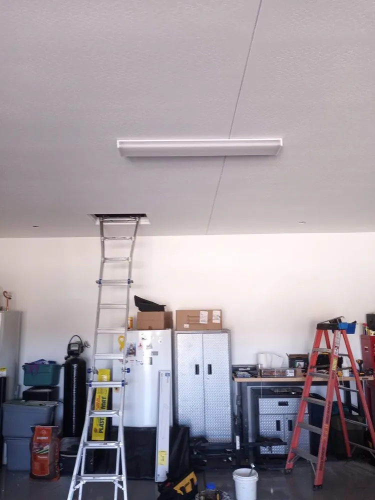 Slide of Rockstar Electric of AZ