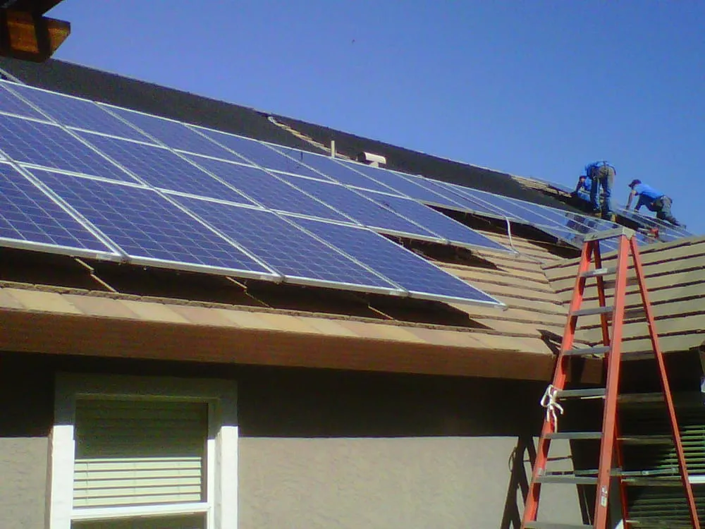 Professional electrician providing emergency electrical service in ,