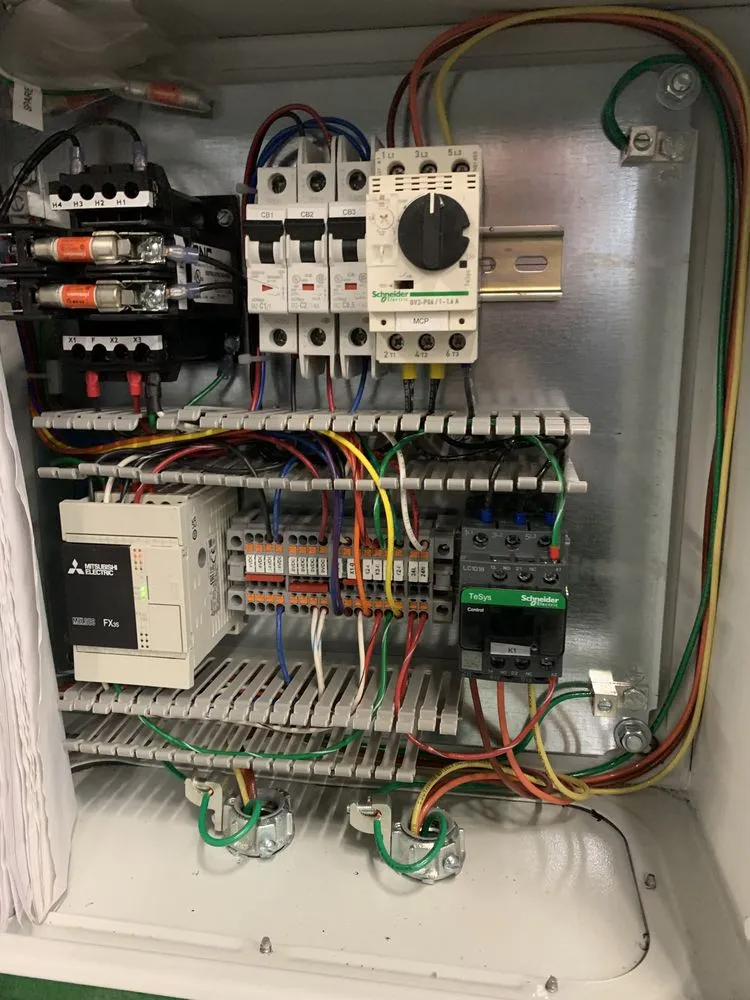 Slide of Roddan Electrical Services