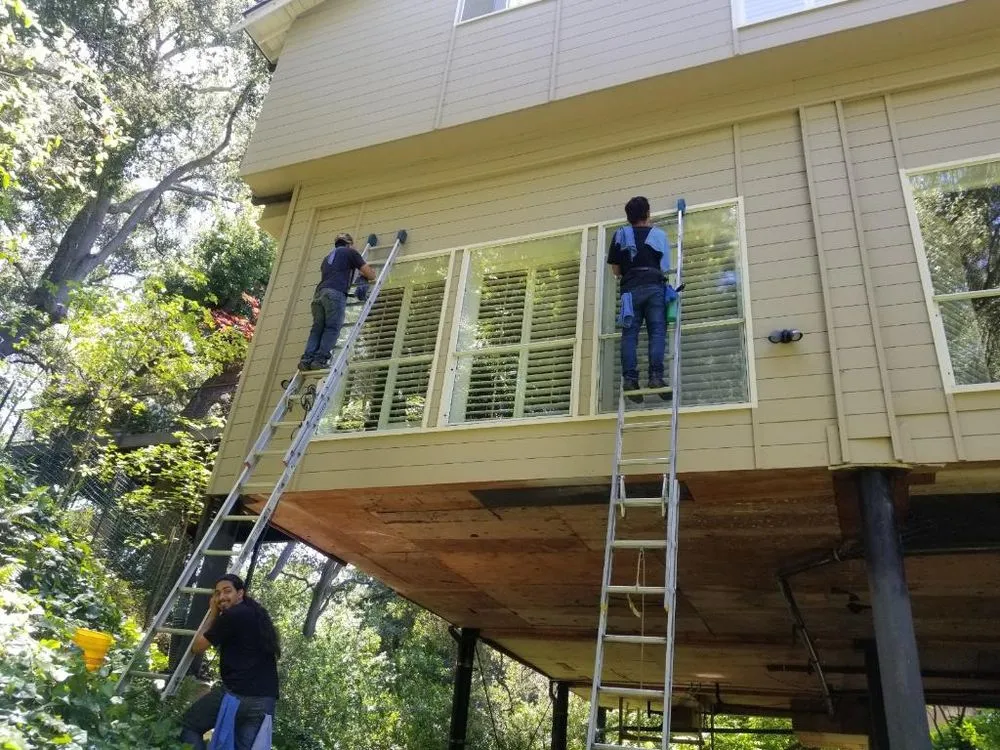 Slide of Rodriguez Cleaning Services