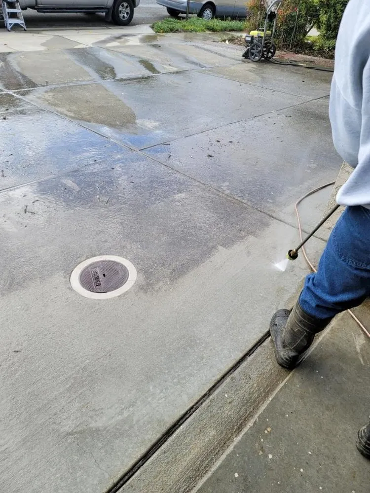 Slide of Rodriguez Cleaning Services