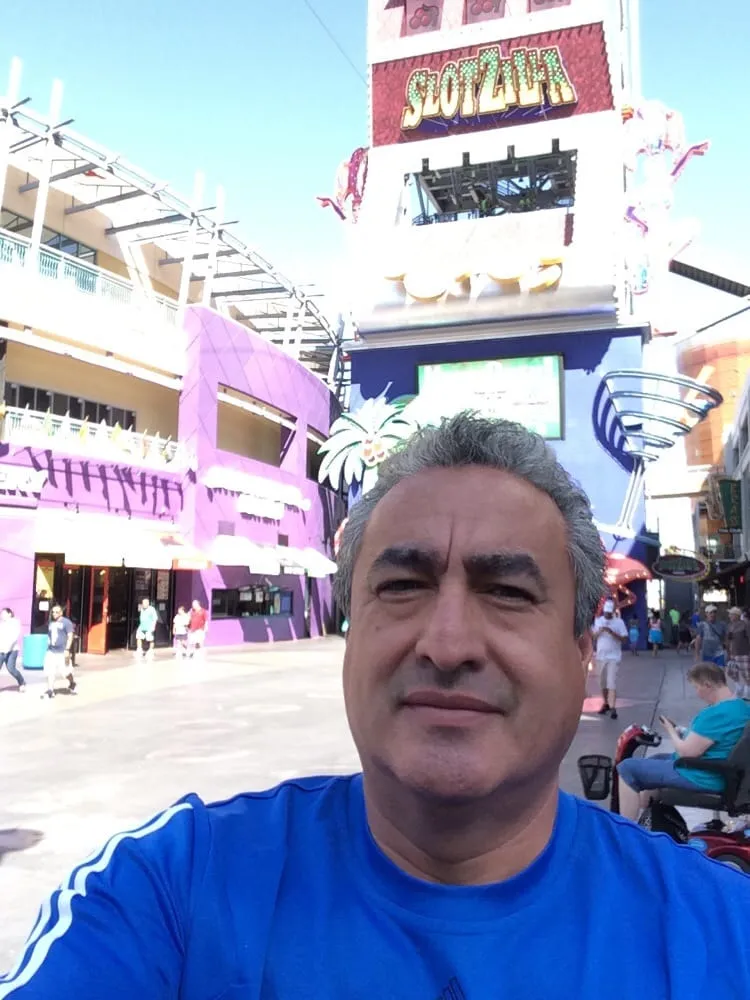 Slide of Rodriguez Electric Services