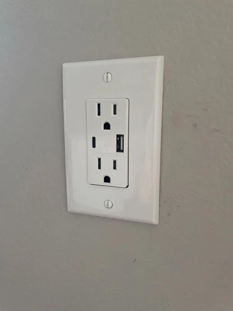 Licensed panel upgrade in Huntington Beach, CA by Rod's Electric