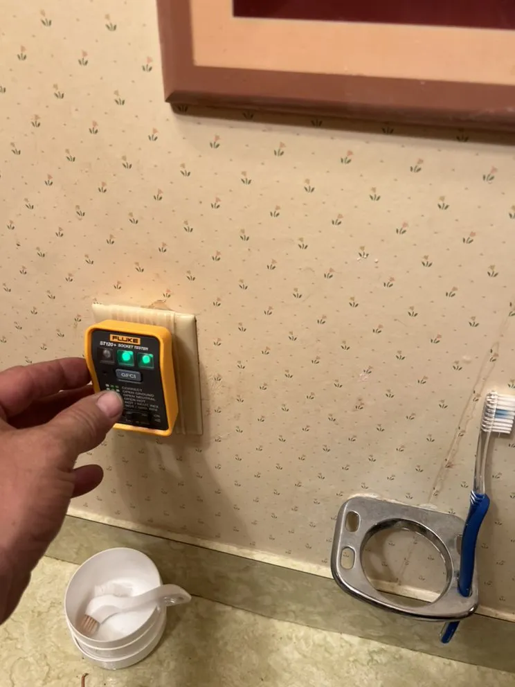 Slide of Rod’s Quality Electric