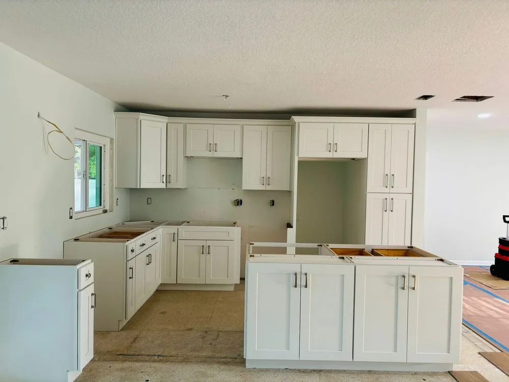 Slide of Rofy Construction