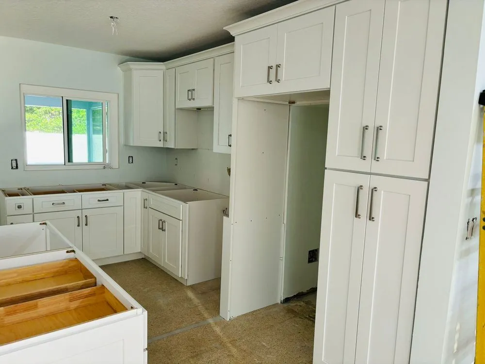 Slide of Rofy Construction