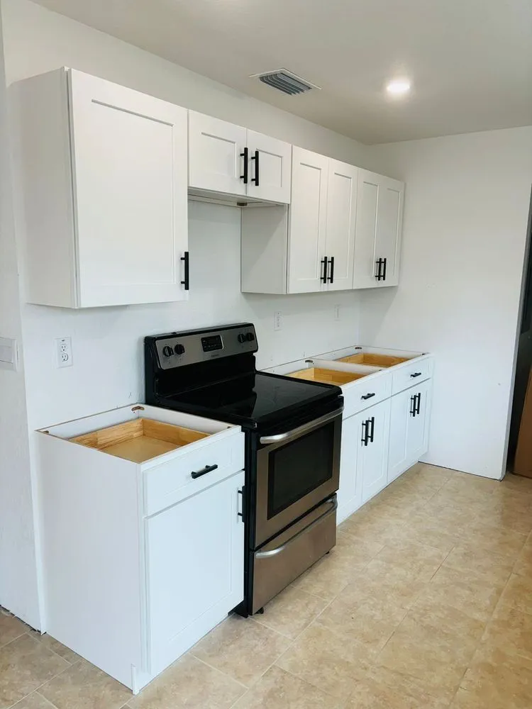 Slide of Rofy Construction