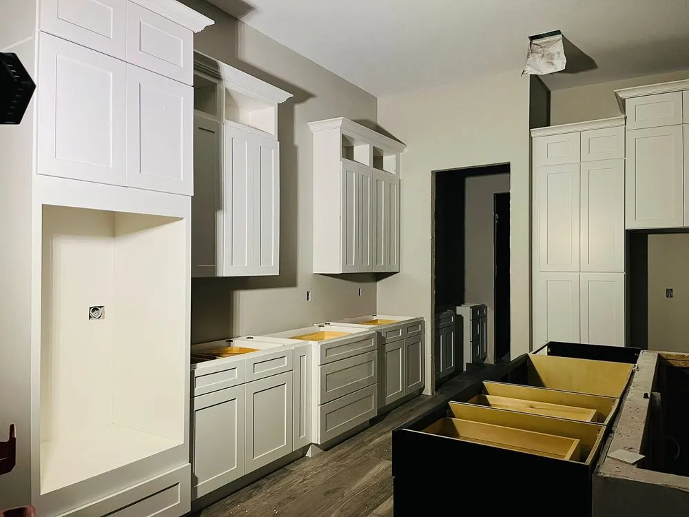 Slide of Rofy Construction