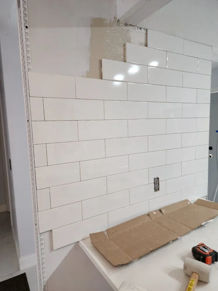 Slide of Rofy Construction