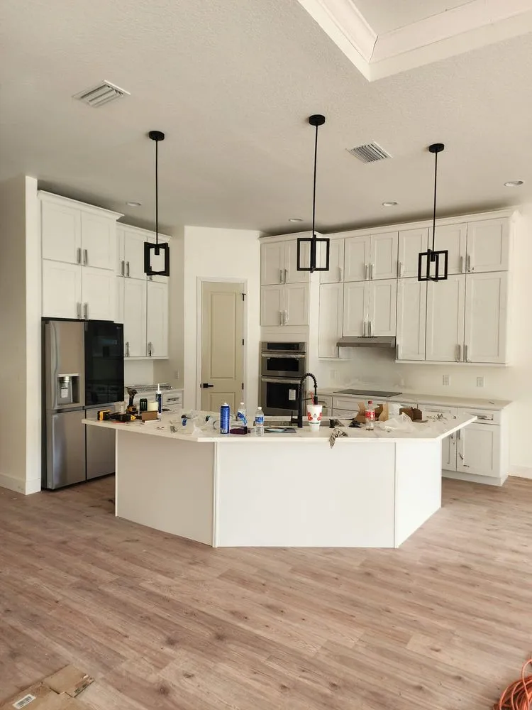 Slide of Rofy Construction