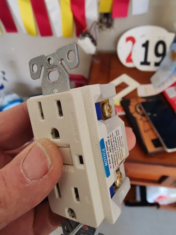 Slide of Roger C Collins Electrical Service