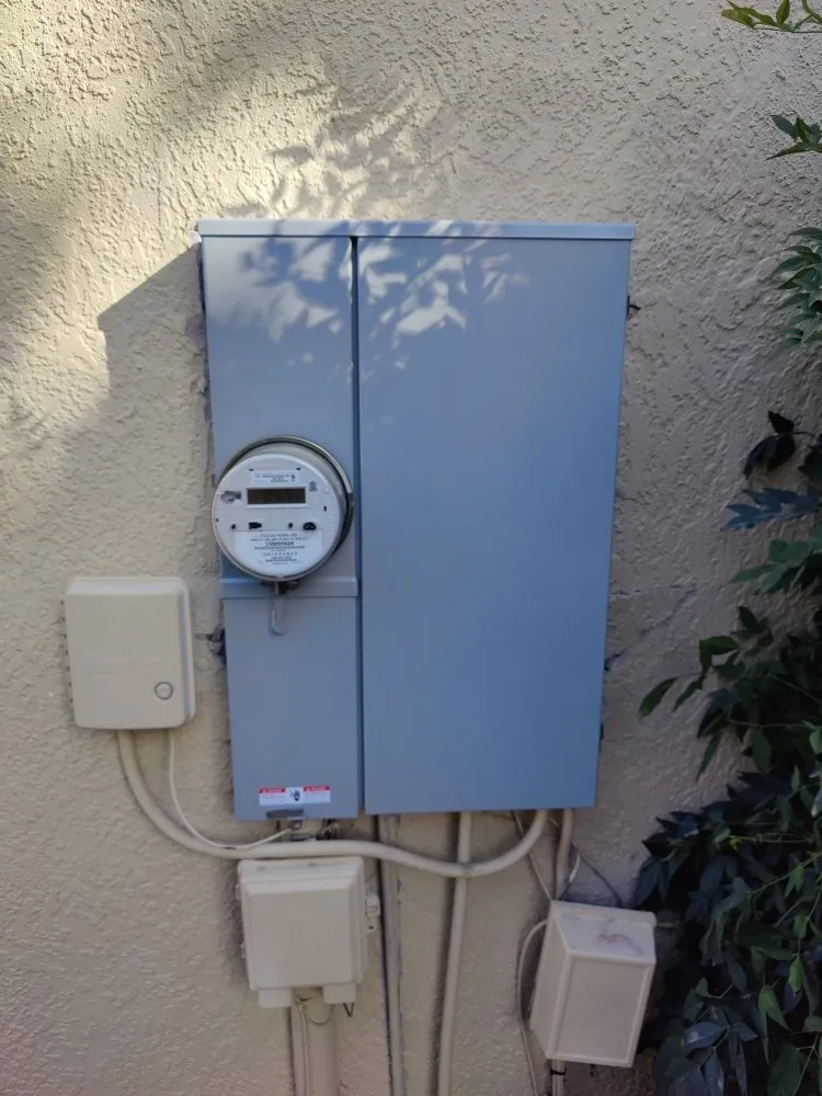 Slide of Roger C Collins Electrical Service