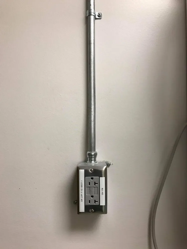 Slide of Rogers Park Electricians