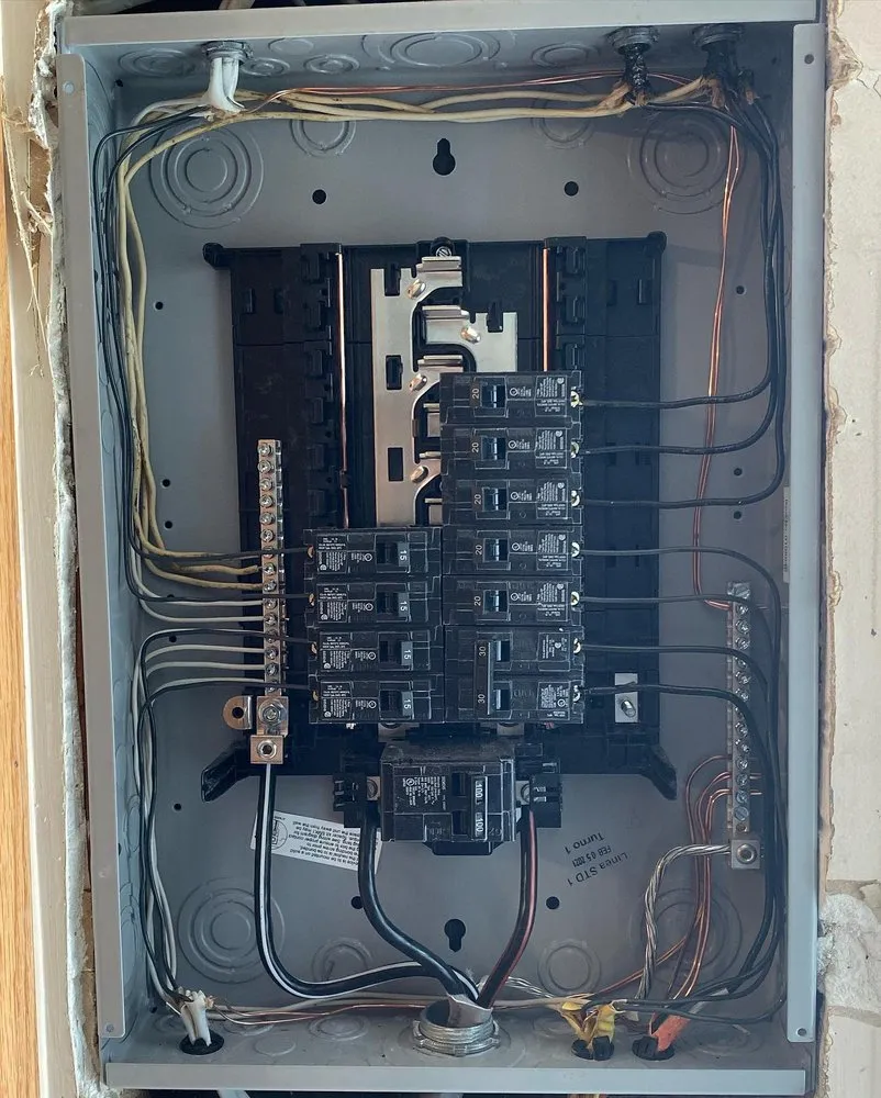 Slide of Rogers Park Electricians