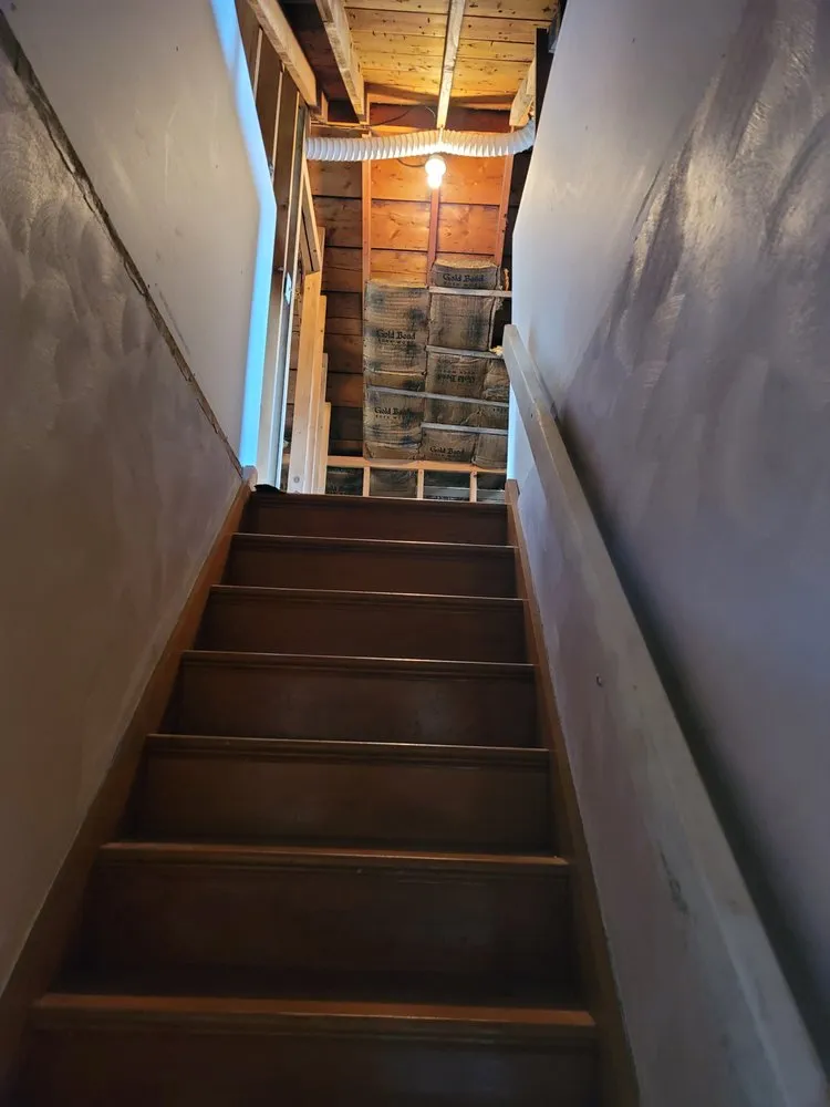 Slide of Rogo's Handyman Service