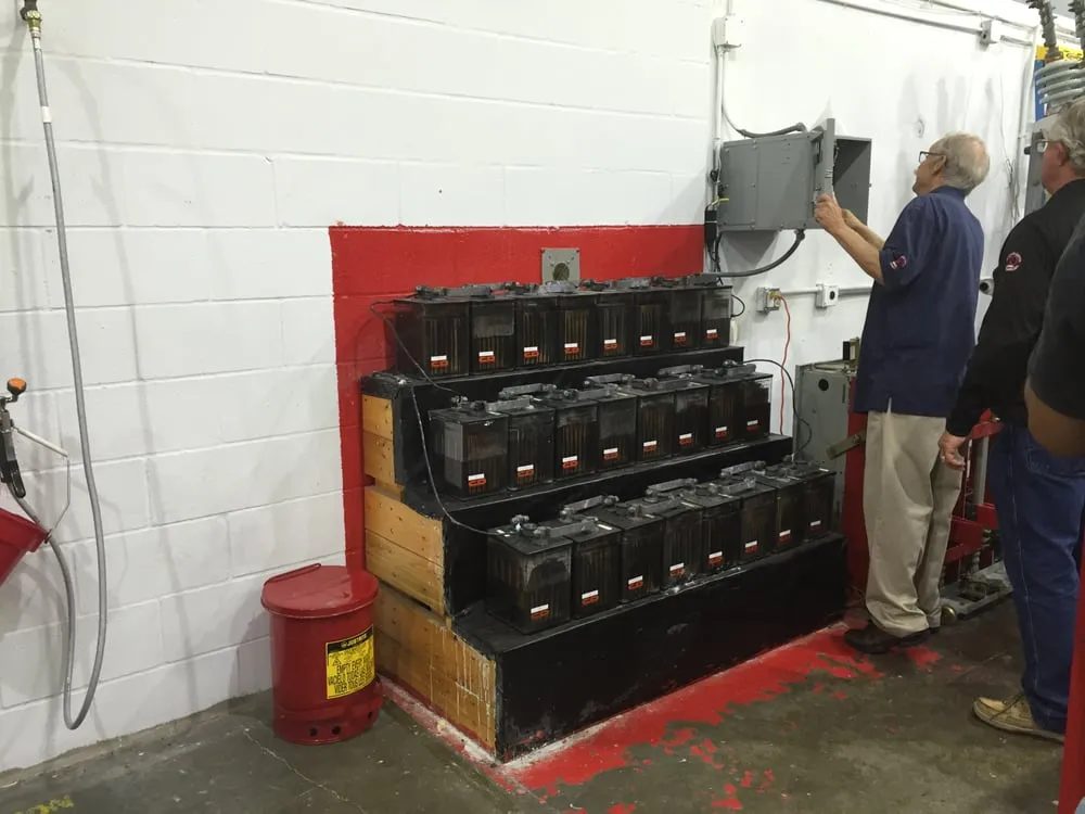 Slide of Rojo Electric Services