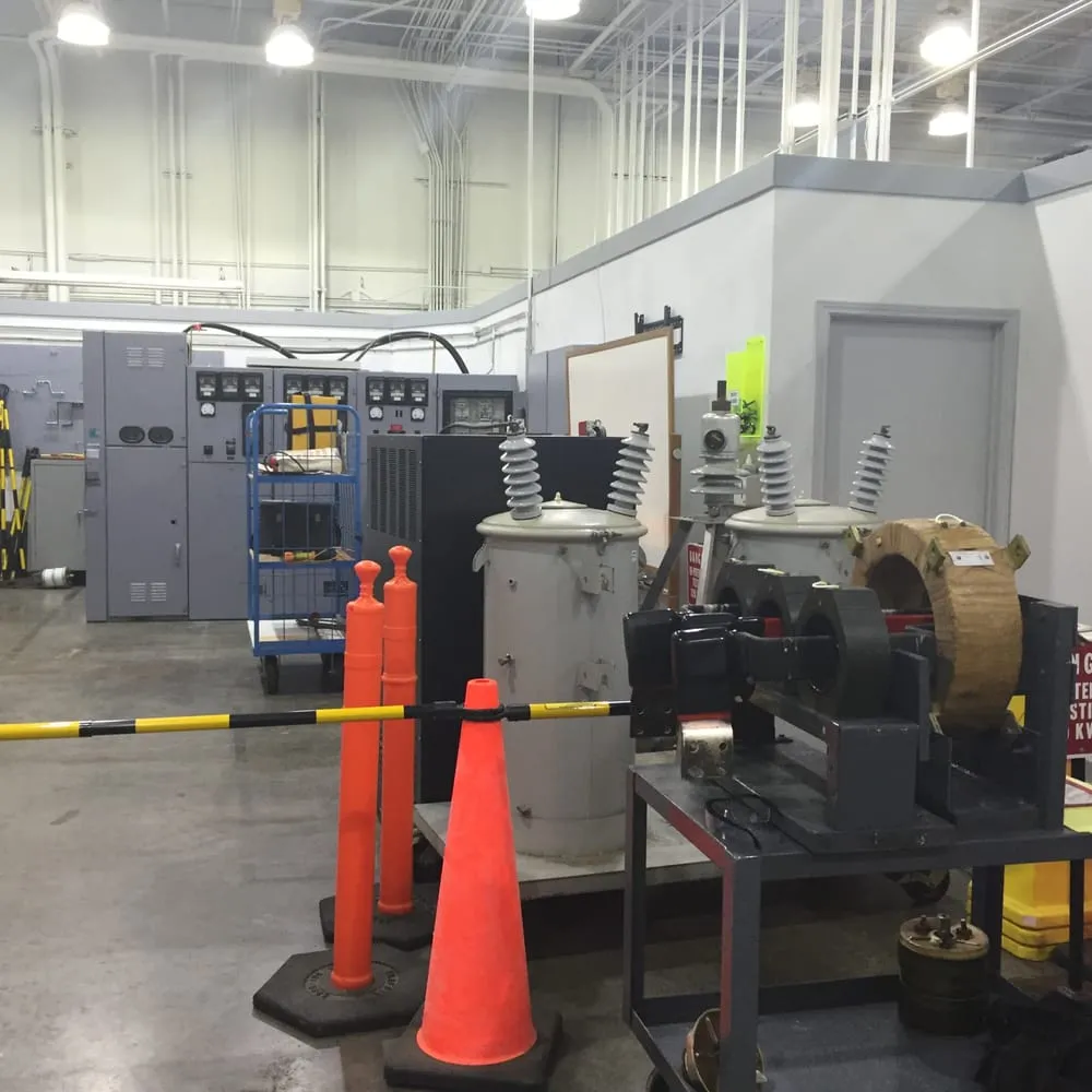 Slide of Rojo Electric Services