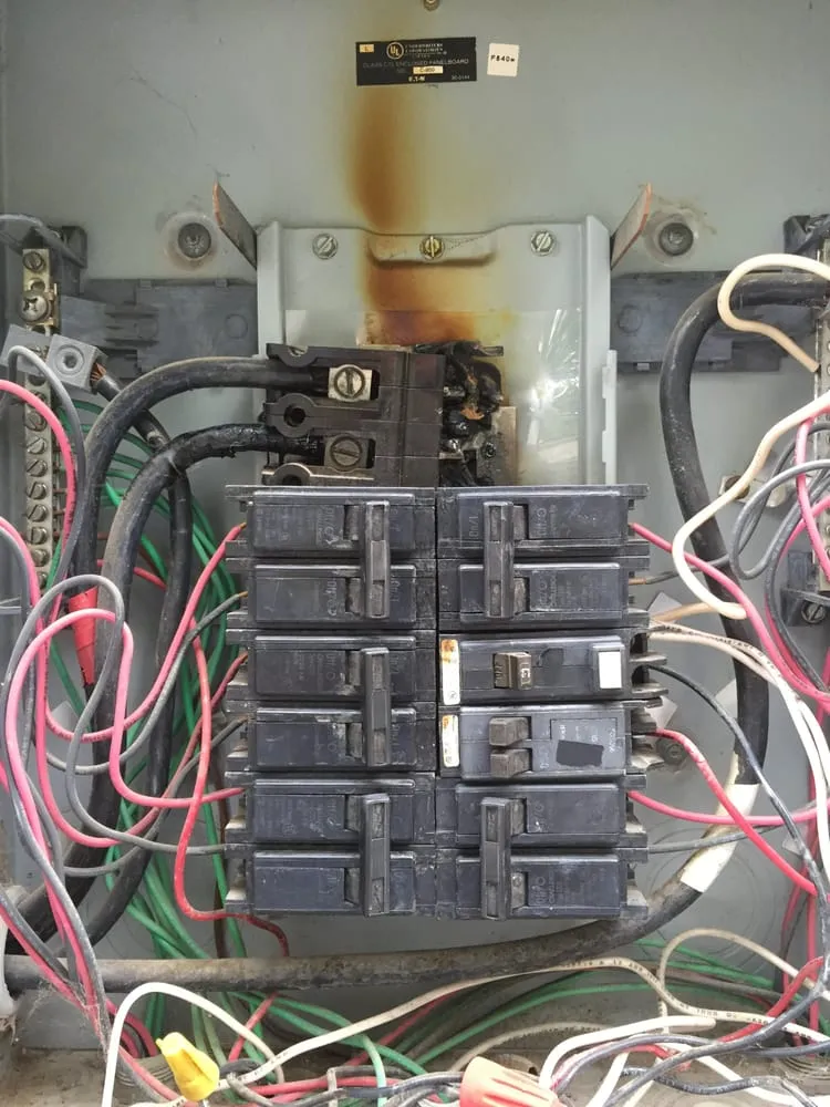 Slide of Rojo Electric Services